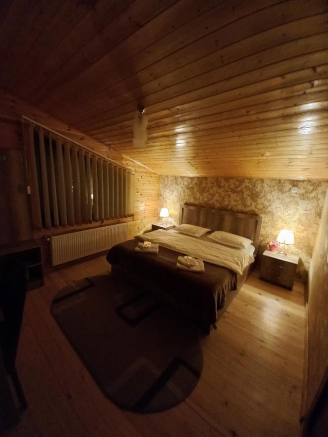 Hotel Four Season In Kazbegi Habitación foto