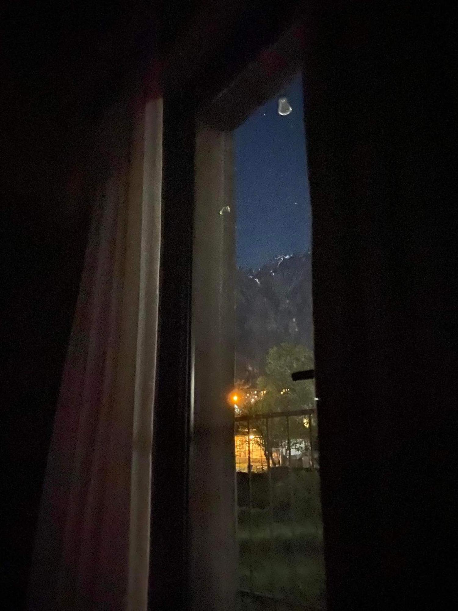 Hotel Four Season In Kazbegi Habitación foto